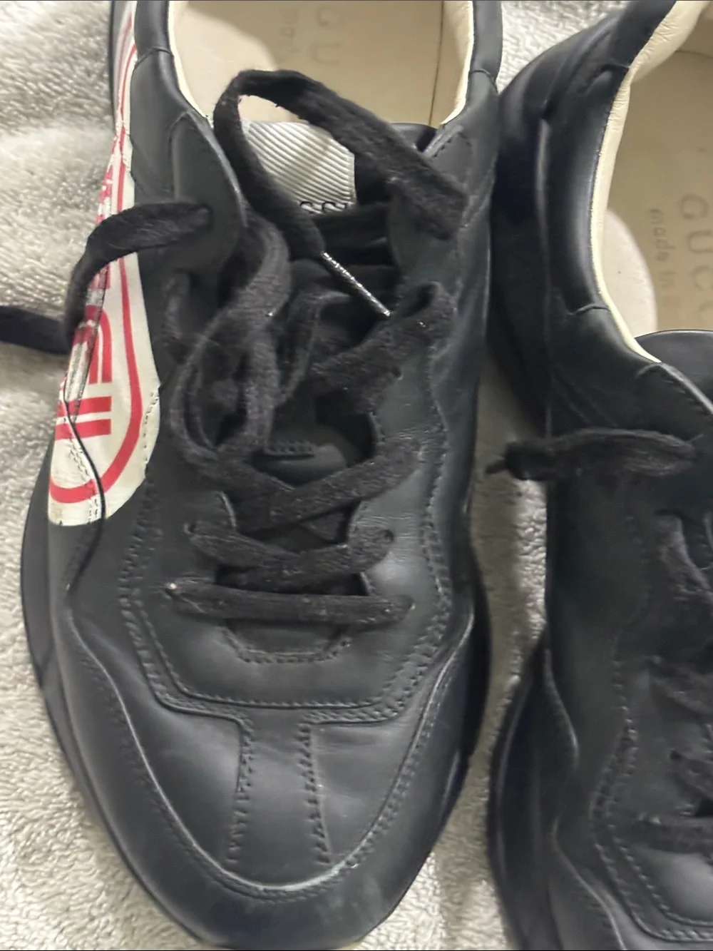 Gucci Black Leather Men's Sneakers with Red Side Logo